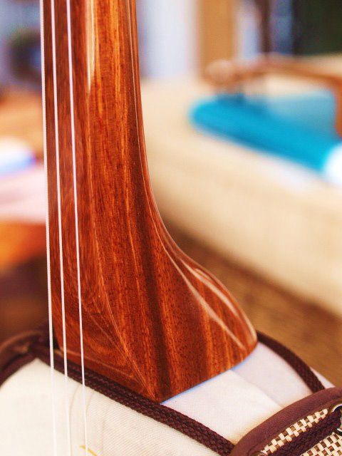 三線 販売｜沖縄の三線専門店【ASOVIVA】