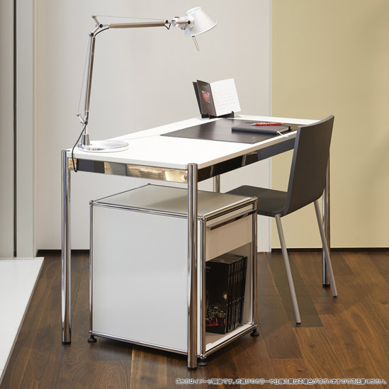 デスクにピッタリ！日本限定サイズのUSMハラーテーブル - attract