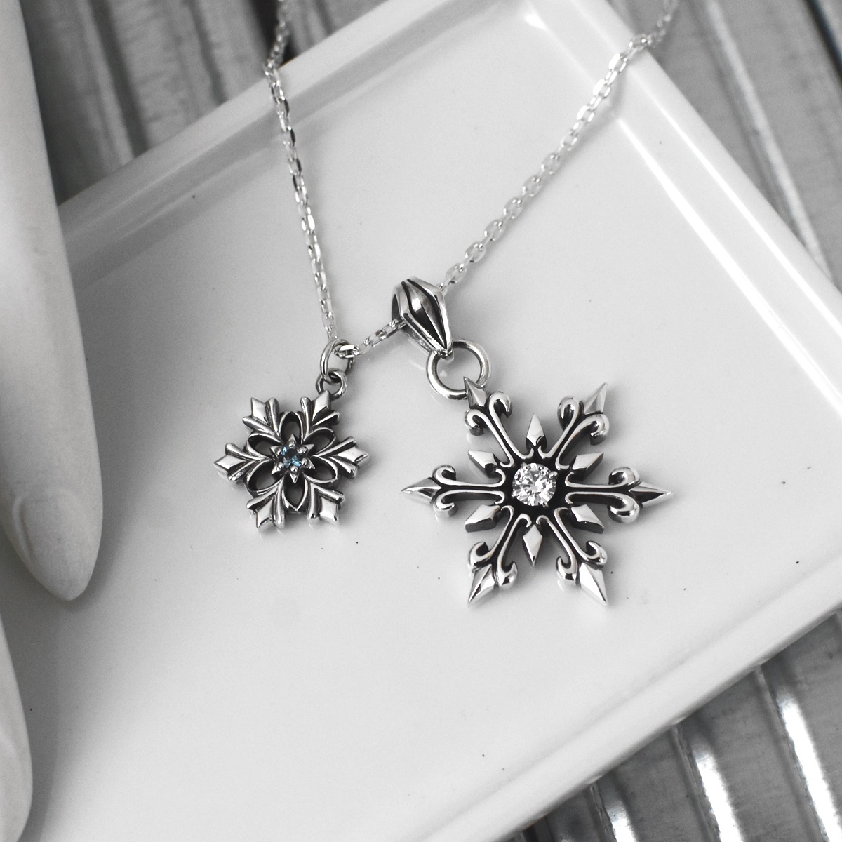 スノーフレーク 雪の結晶 デザイン シルバー925 ペンダント ネックレス