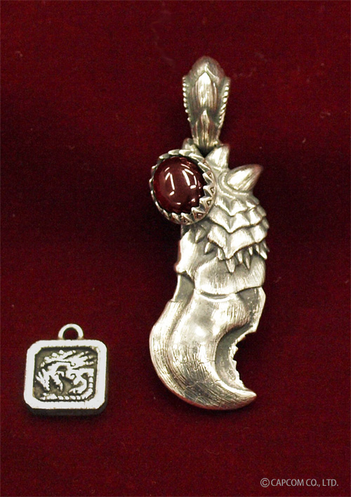 BIGLOBEストアにて『モンスターハンター』 オリジナル・シルバー