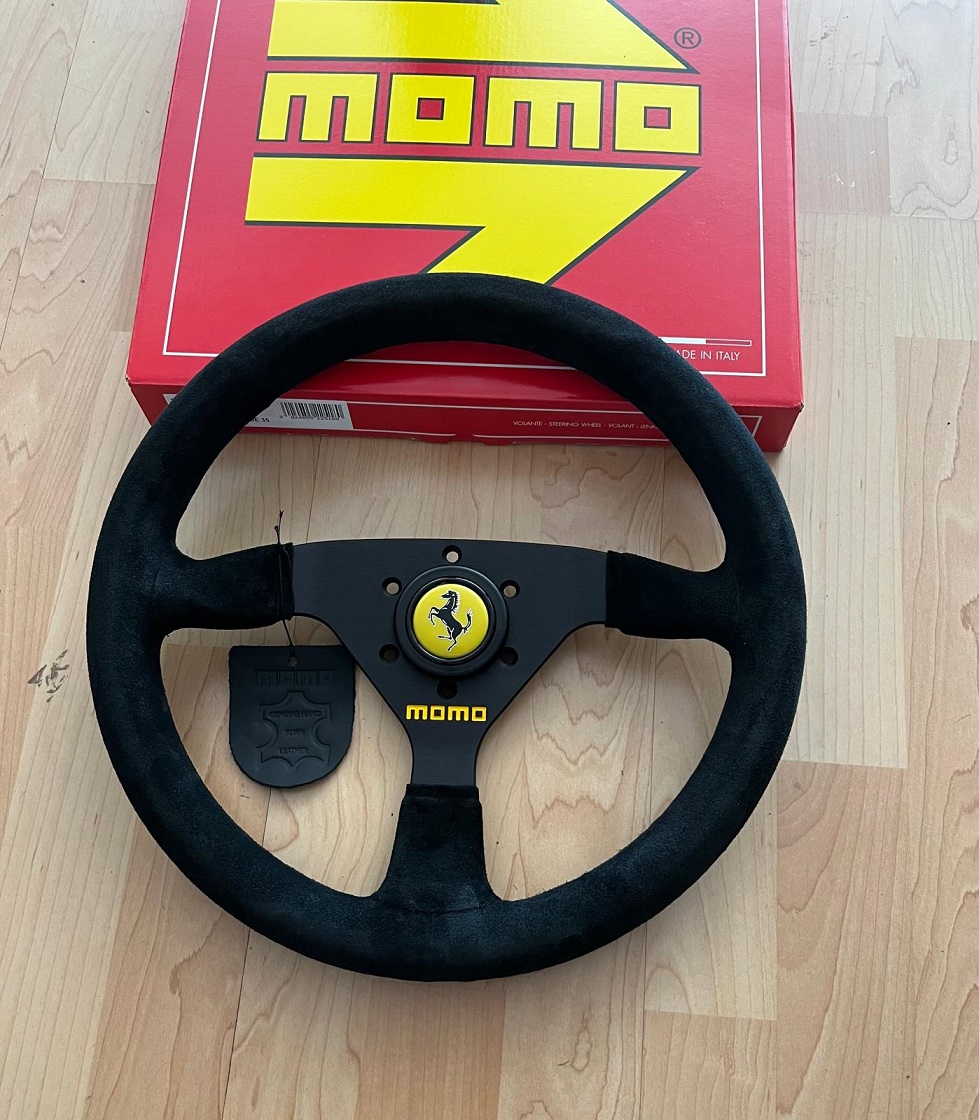 FERRARI 355 35CM MOMO STEERING WHEEL -