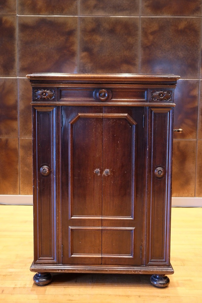 ビクトローラ クレデンザ｜蓄音機ギャラリー↴｜施設・設備