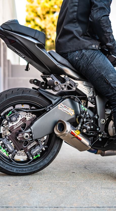 z900 (17-23) 好きなポジションに設定できるアルミサブケージ｜AxxL