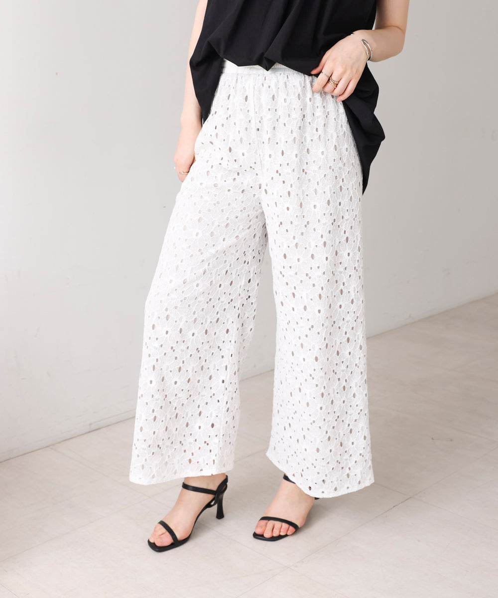 フラワーモチーフワイドパンツ