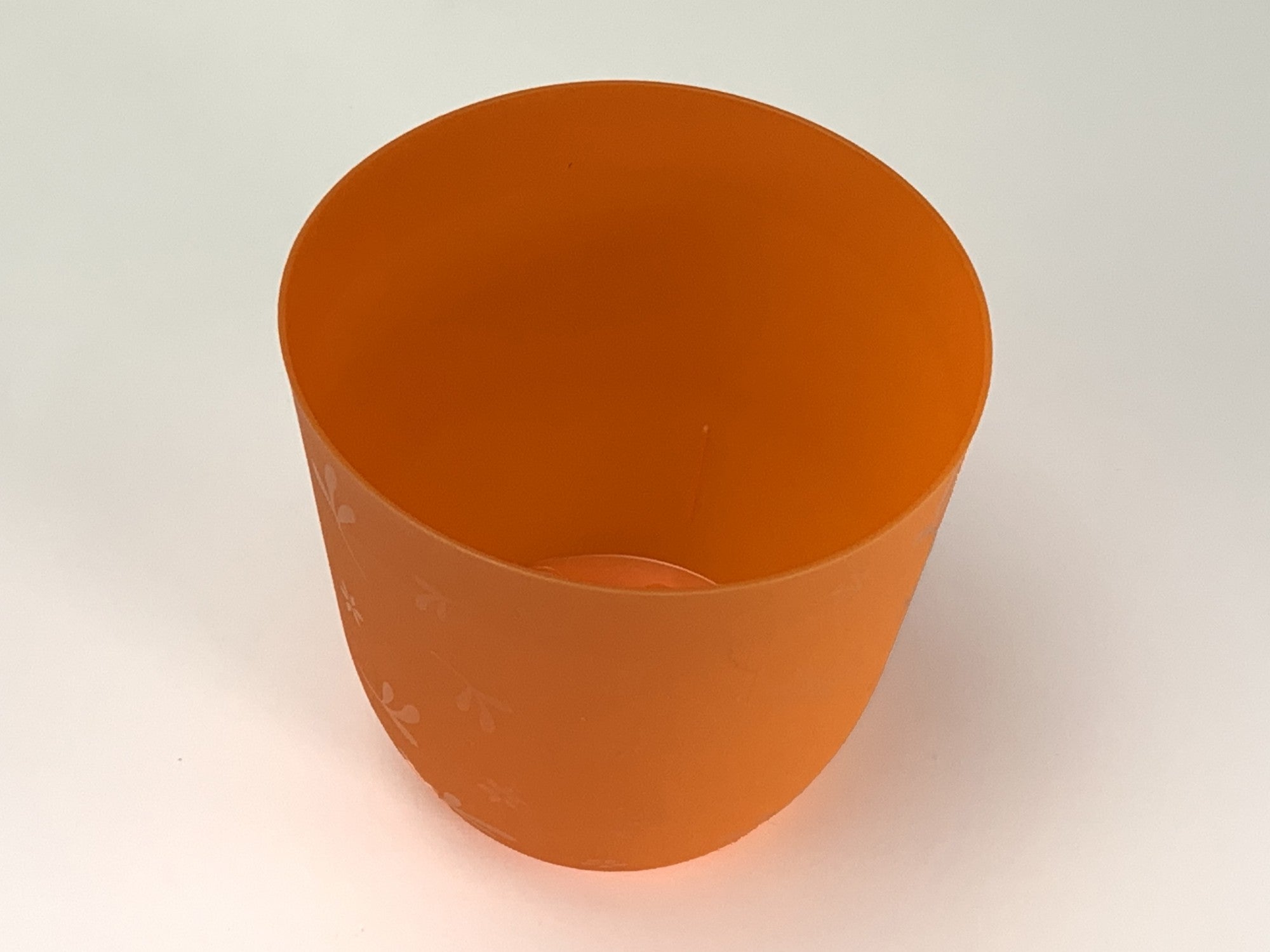 プラ鉢 3号 スタンダード丸鉢リーフ模様 オレンジ 3.5TKM 幅9.2cm×高さ