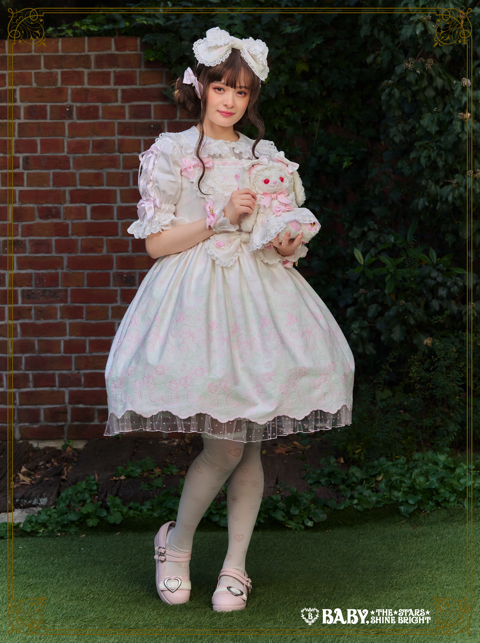 くみゃちゃんのStrawberry Garden刺繍 | BABY, THE STARS SHINE BRIGHT