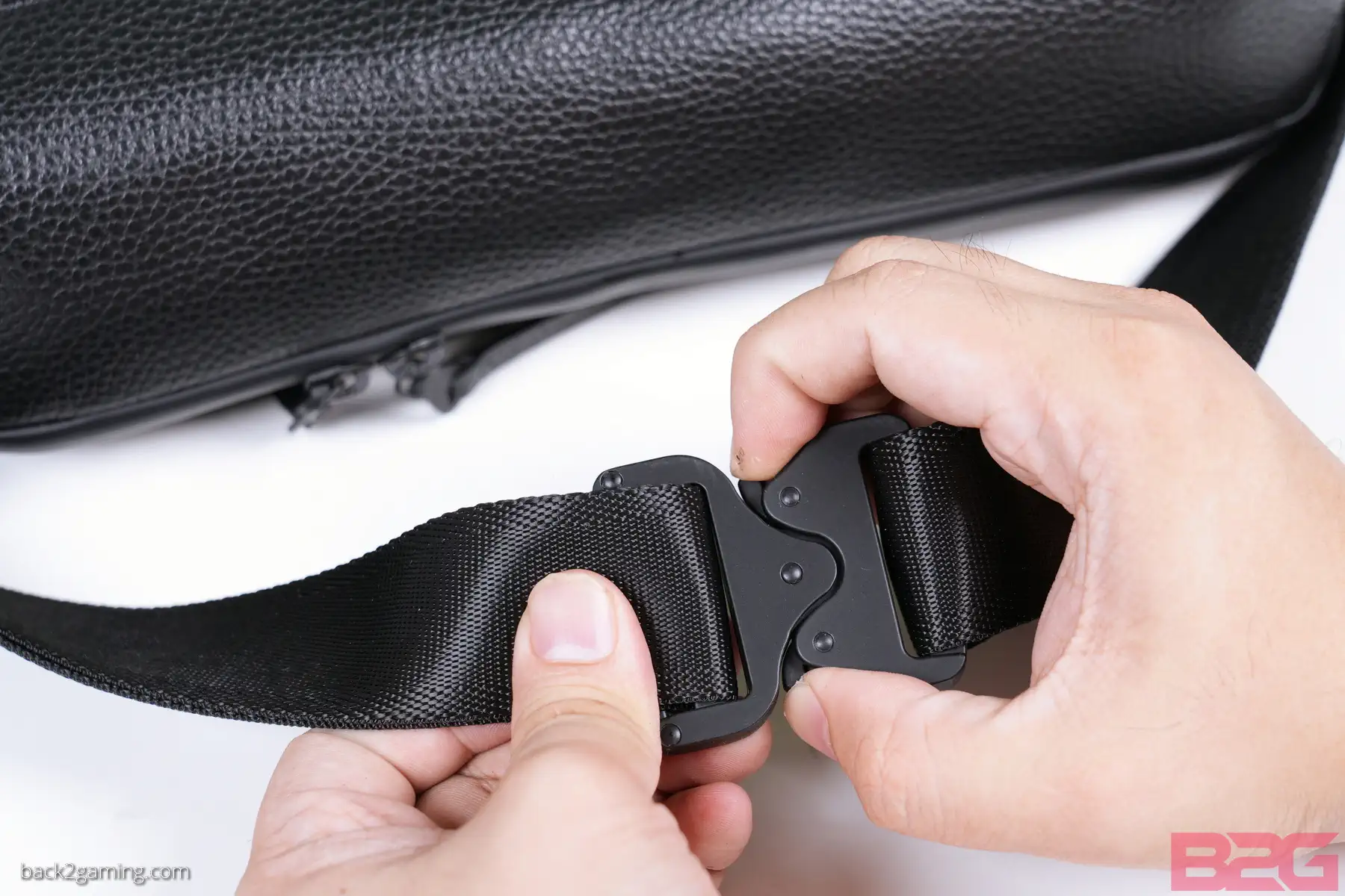 GRAMS(28) 156 City Sling Bag Review: Luxurious Bag for your