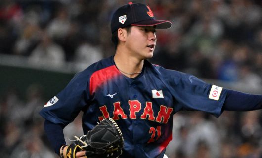 石井大智 侍ジャパン オーセンティックホームユニ 侍ジャパンに