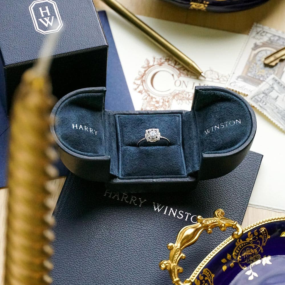 ハリー・ウィンストンの婚約指輪の価格や種類は？おねだりしても大丈夫