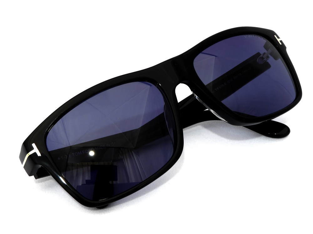 トムフォード TOM FORD サングラス August TF678-F 01V