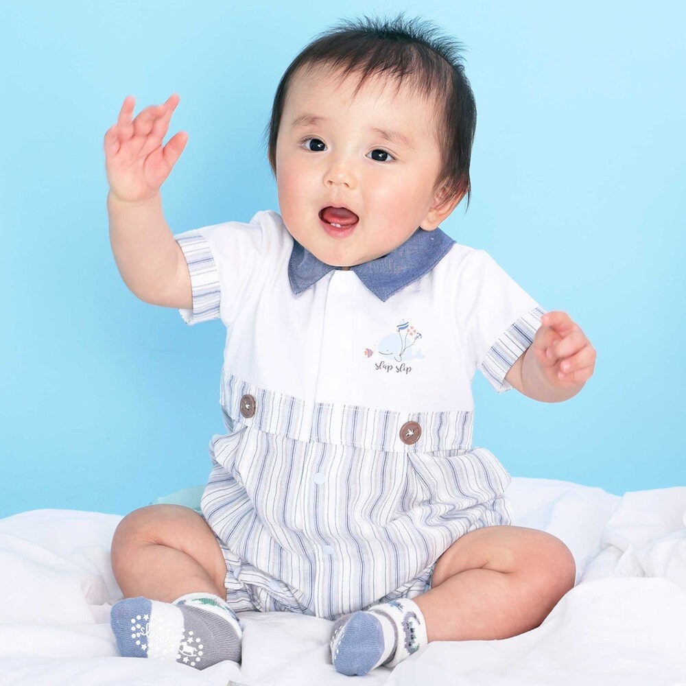 GW価格 12950→10950新品ファミリア ストライプ襟付きロンパース 80 GW