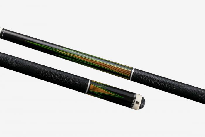 Adam | ビリヤード用品・キュー販売のベル インターナショナル