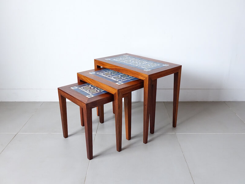 Bellbet | Tenera Tile top nesting table by Haslev with Royal
