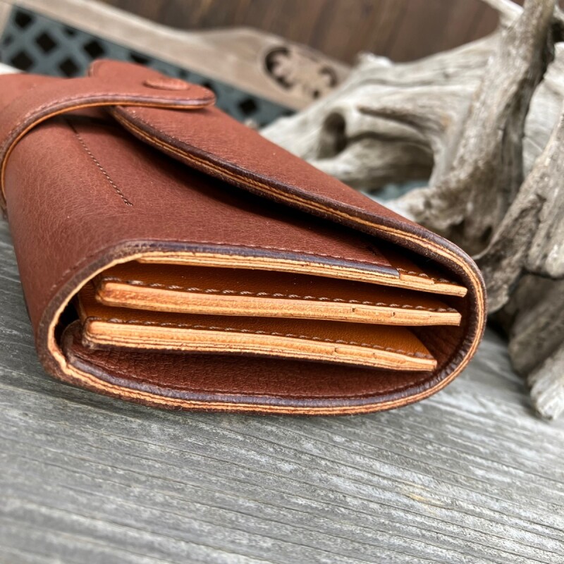 BELL'S SQUARE（ベルズスクエア） …【広島ジビエレザー】感動の手触り