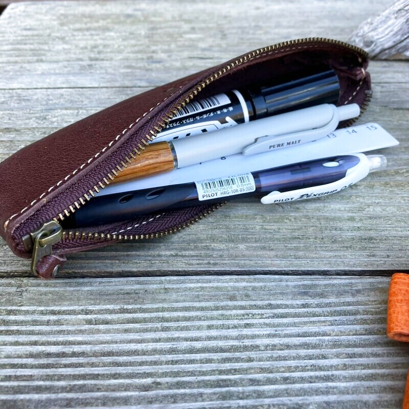 広島ジビエレザー】柔らかな鹿革ペンケース ぺったんこタイプだけど