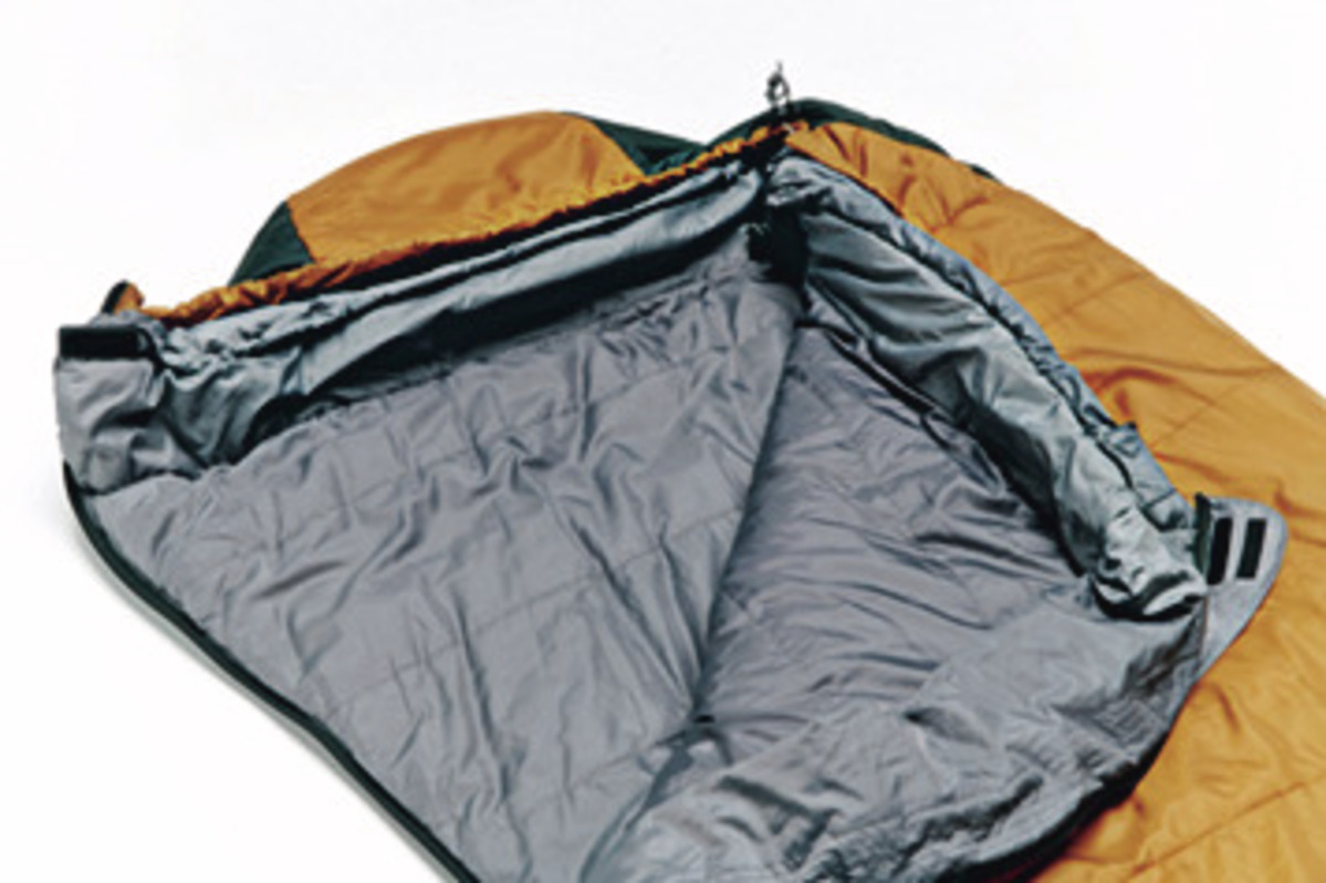 ISUKA（イスカ）／アルファライト 700X | 道具・ギア 【BE-PAL