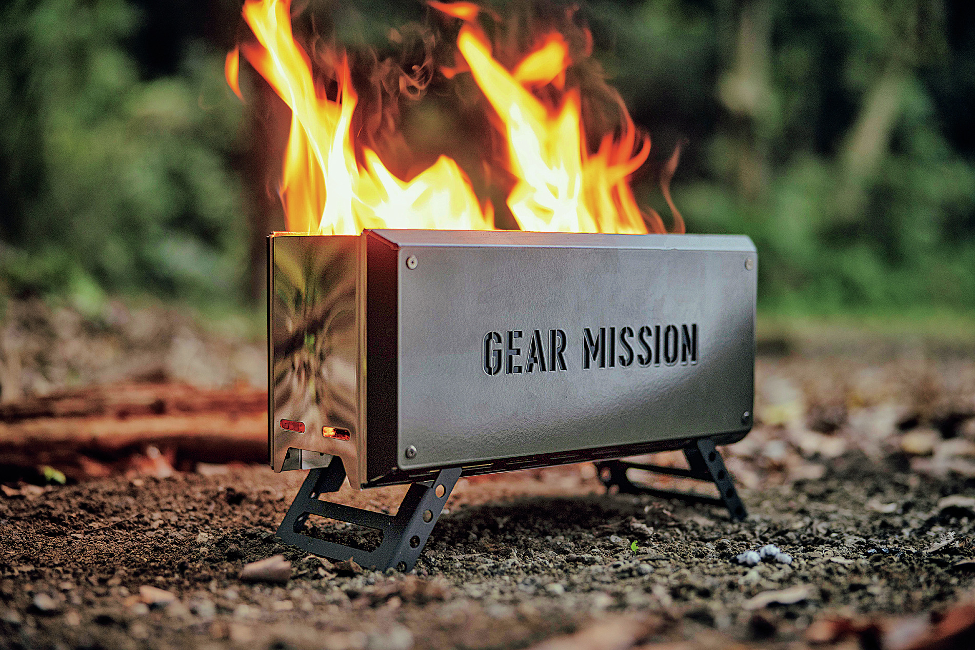 TOYOTOMI (トヨトミ) ／ 二次燃焼焚火台（BF-GM1） | 道具・ギア 【BE