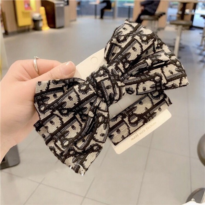 dior ディオールレディースヘアアクセサリ カチューシャヘアピン韓国風