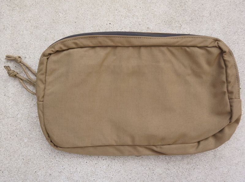 米軍 米海兵隊FILBEアサルトポーチCB(コヨーテブラウン) - ミリタリー
