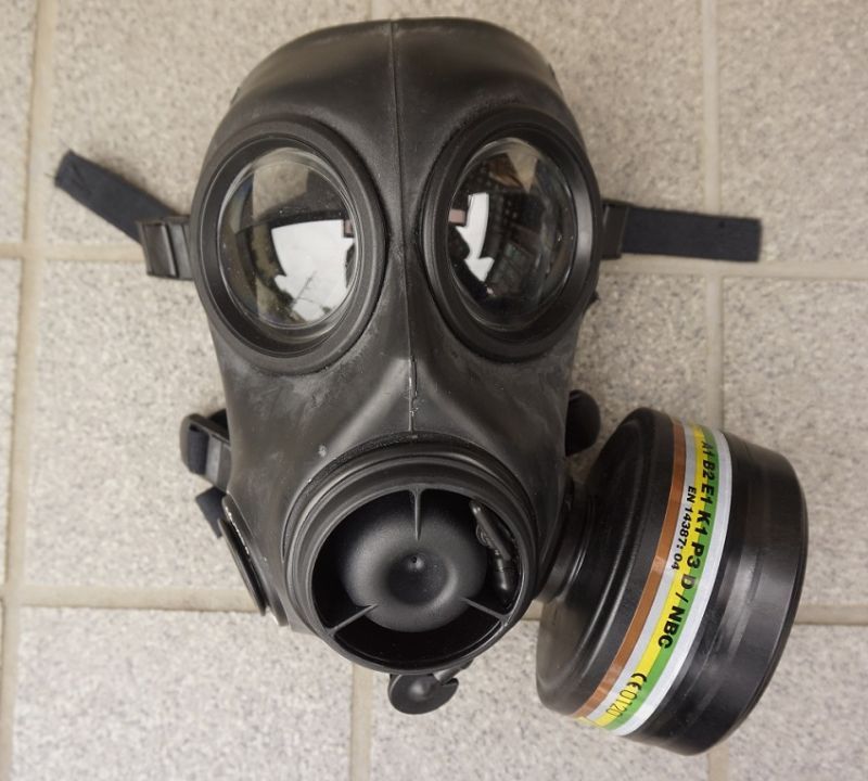英警察放出エイボンFM12レスピレーター(ガスマスク)サイズ2(L寸