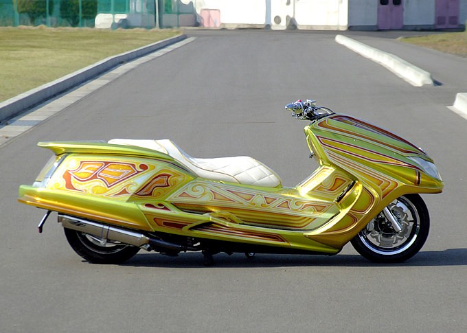 ヤマハ マグザム プロが造るカスタム ビッグスクーターならバイクブロス