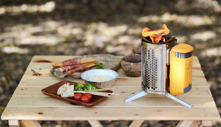 チャージ】たき火で発電！｜バイオライトの楽しみ方｜BioLite（バイオ