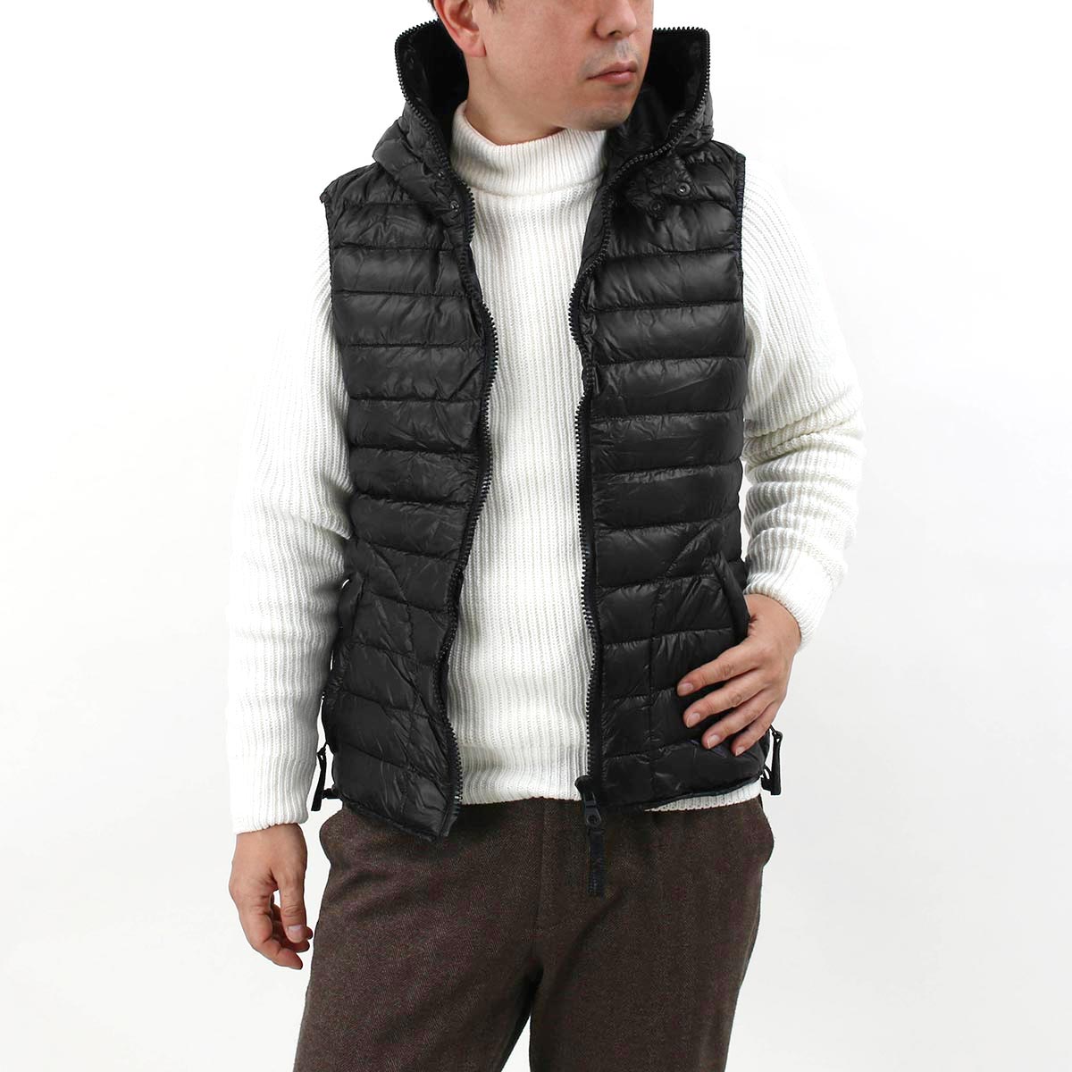 デュベティカ ダウンベスト アウター メンズ リカオン フード付き