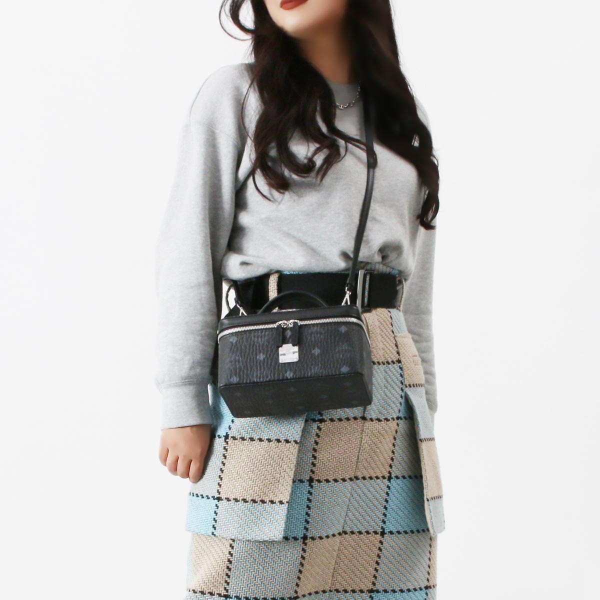 エムシーエム (エム・シー・エム) ショルダーバッグ/コスメポーチ