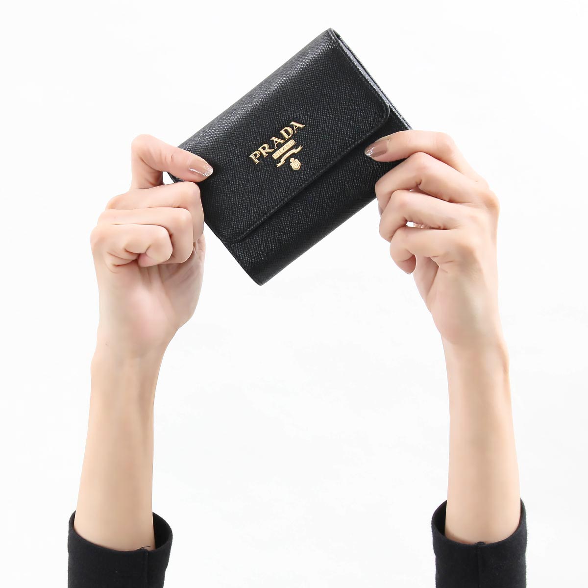 プラダ 三つ折り財布 財布 レディース サフィアーノ メタル ブラック