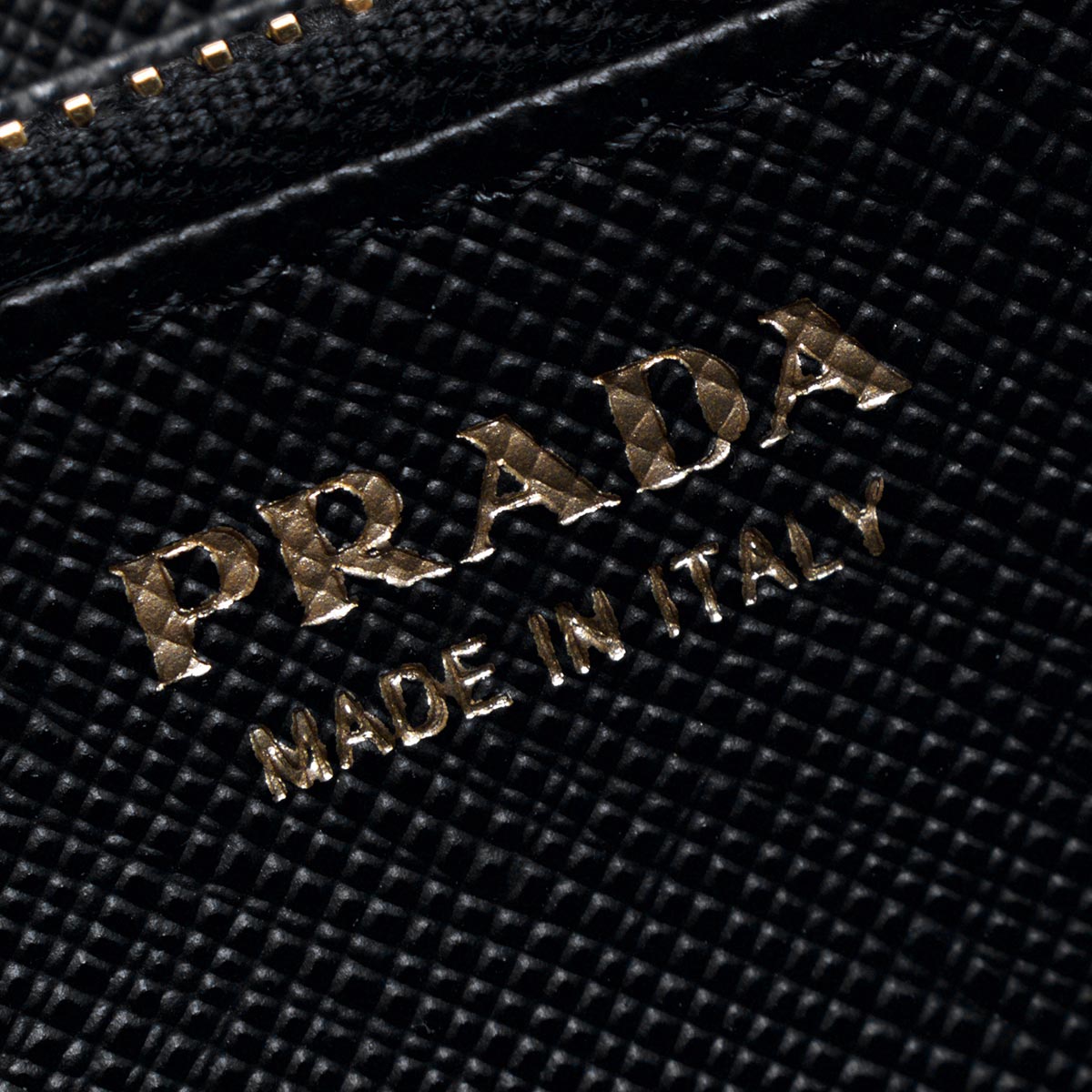 プラダ 長財布 財布 レディース SAFFIANO TRIANG 三角ロゴプレート