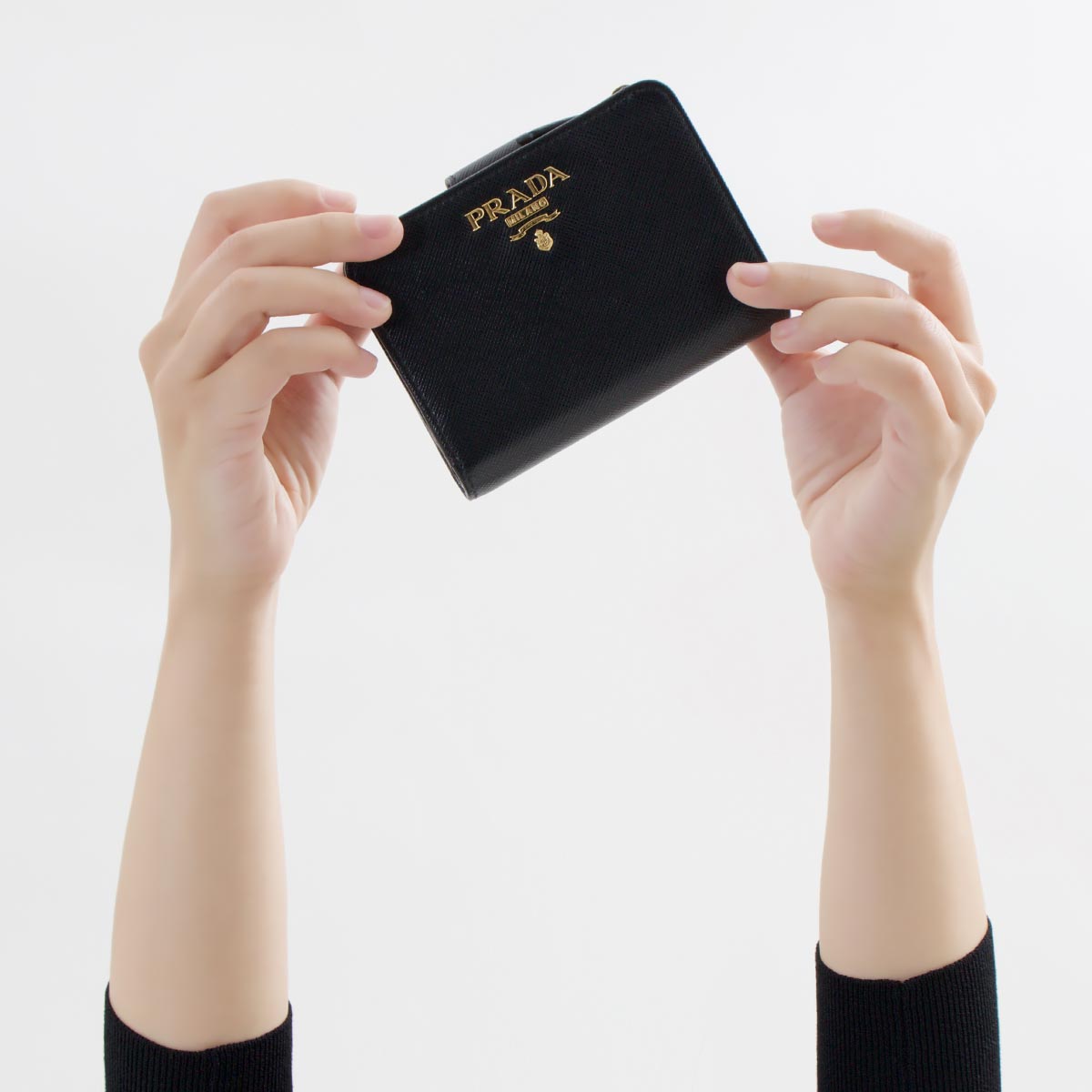 プラダ 二つ折り財布 財布 レディース サフィアーノ メタル ブラック