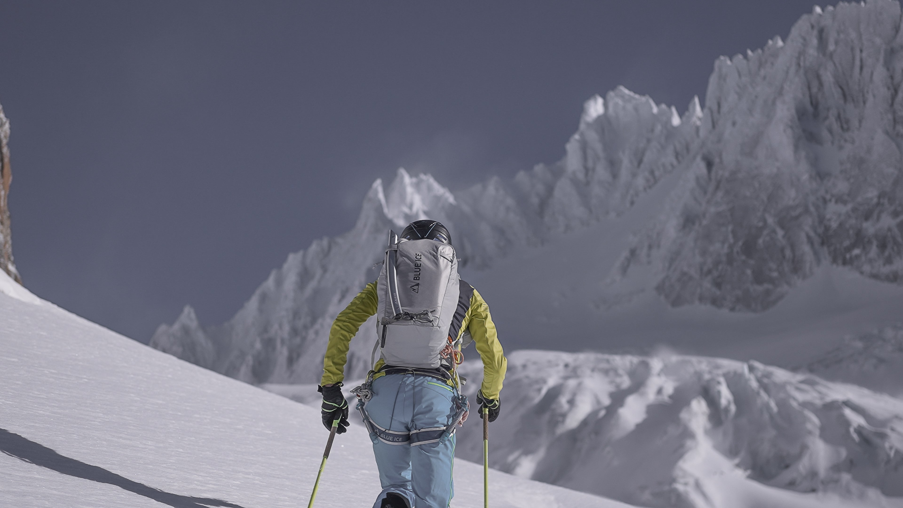 Taka 22L ski touring backpack – Blue Ice