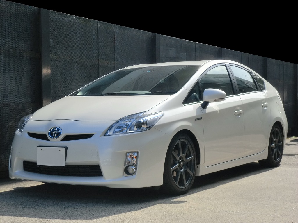 BLITZ DAMPER-Z 30プリウス 車高調 BLITZ（ブリッツ） BLITZ車高調