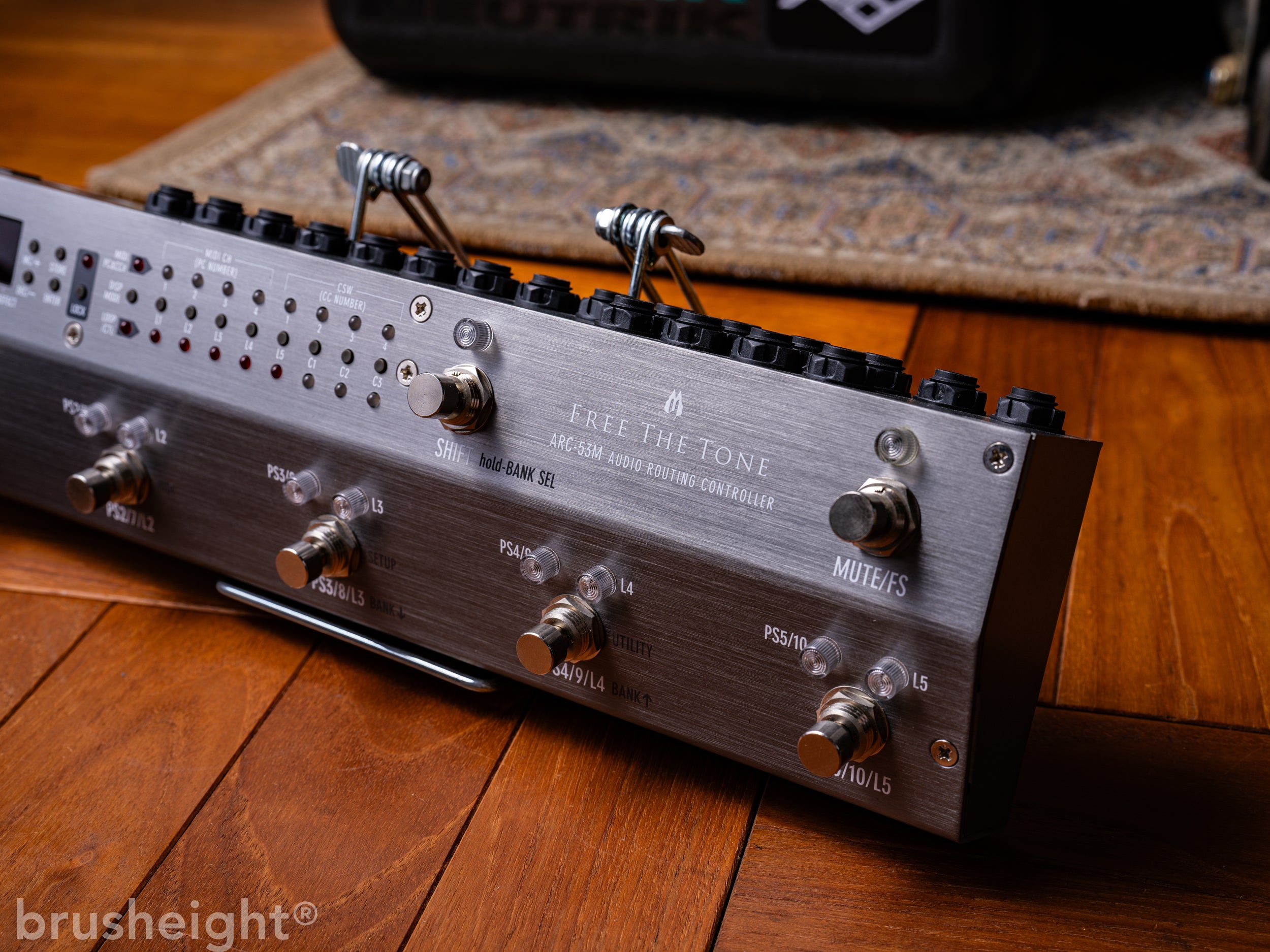 Free The Tone ARC-53M Silver – brusheight