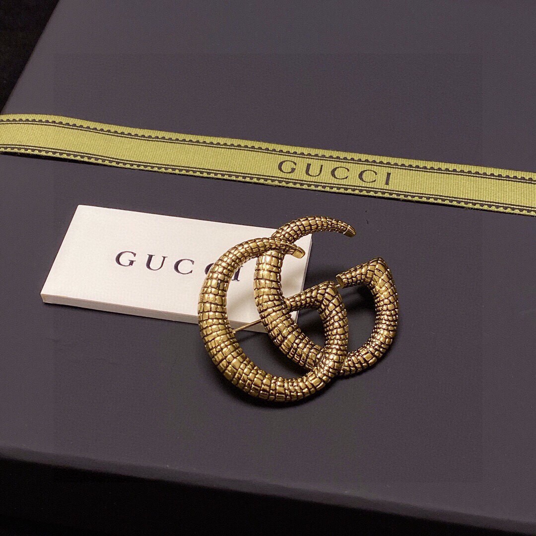 グッチ ブローチ，グッチ 蜂 ブローチ，Gucci - グッチ ブローチ