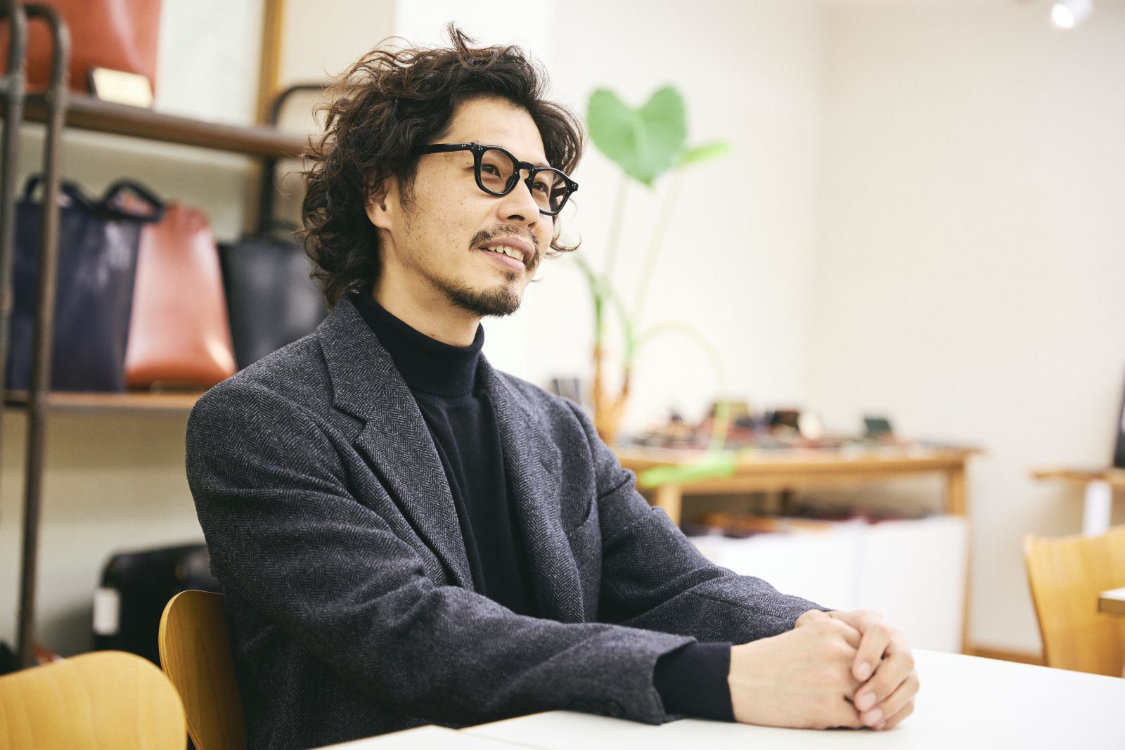 特集＞リバーシブルコート前編｜スタイリスト四方さんが魅力を解説