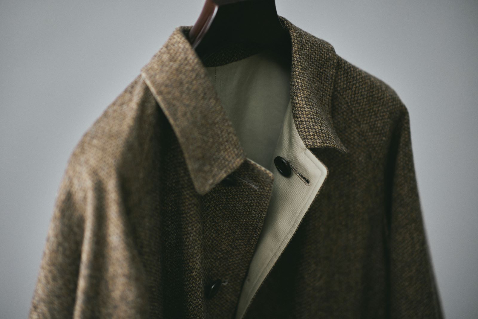 特集＞リバーシブルコート前編｜スタイリスト四方さんが魅力を解説