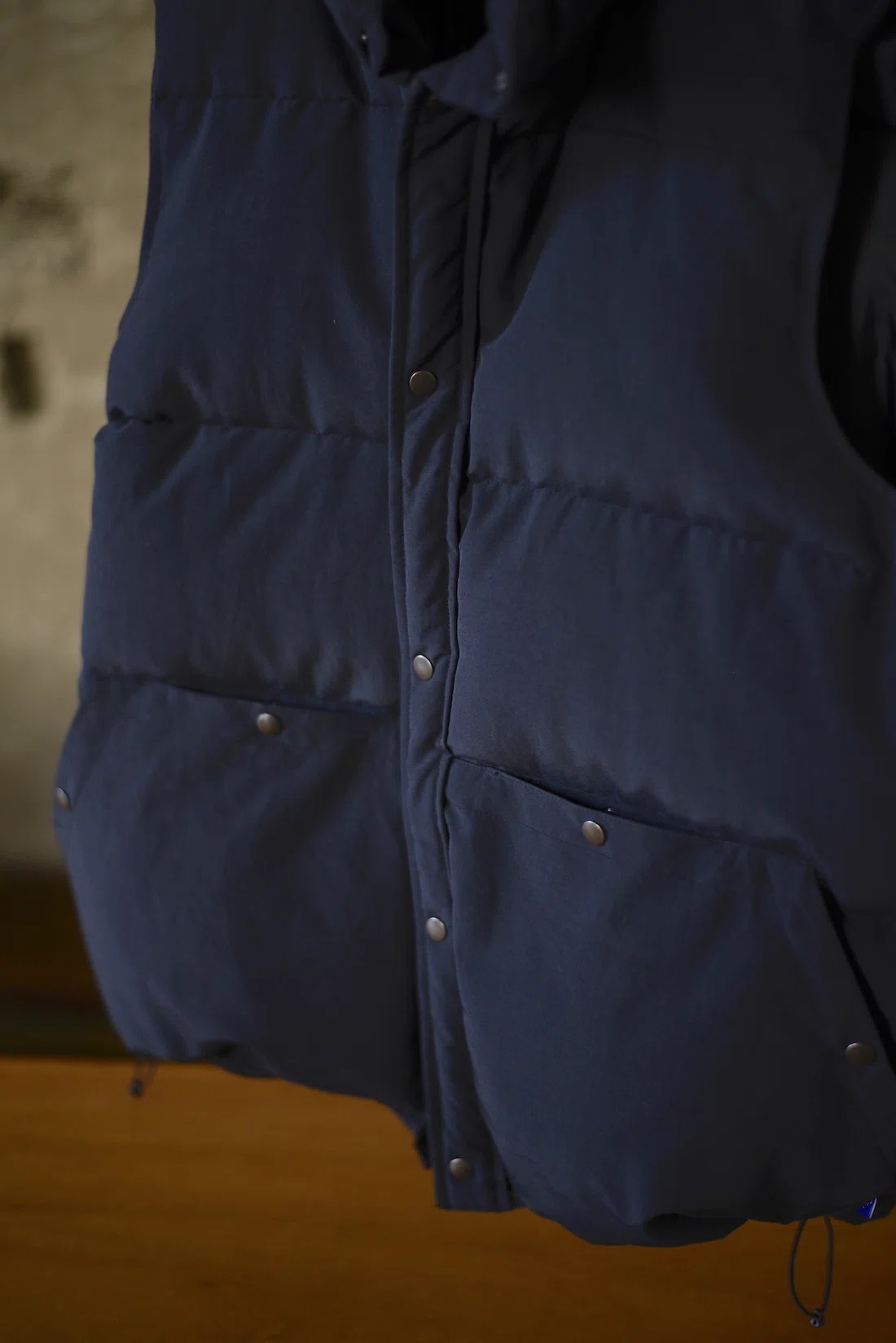 新しい冬の価値観 ―Caledoorのダウンベストについ| BRITISH MADE