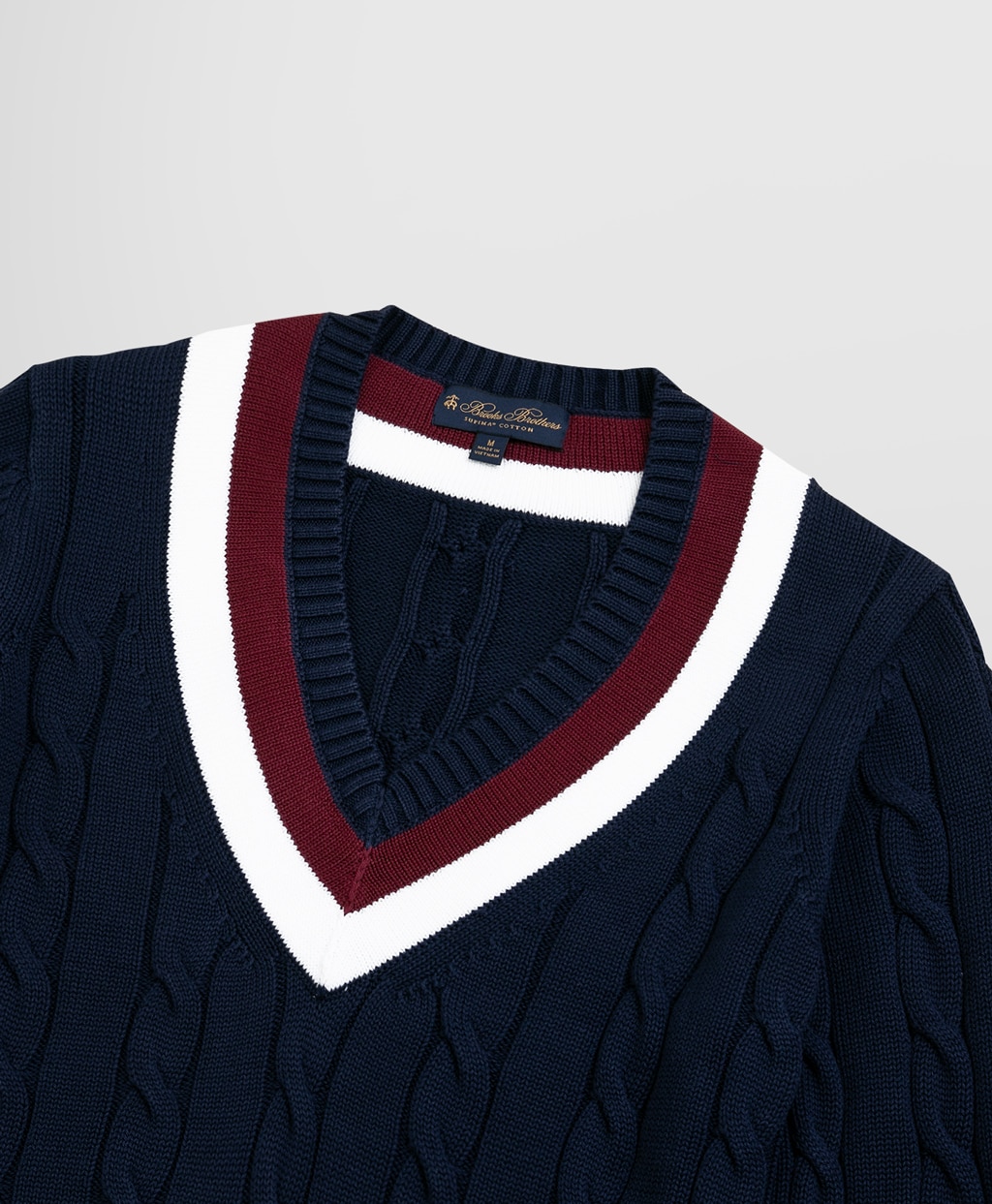 スーピマコットン ケーブル Vネックテニスセーター | Brooks Brothers