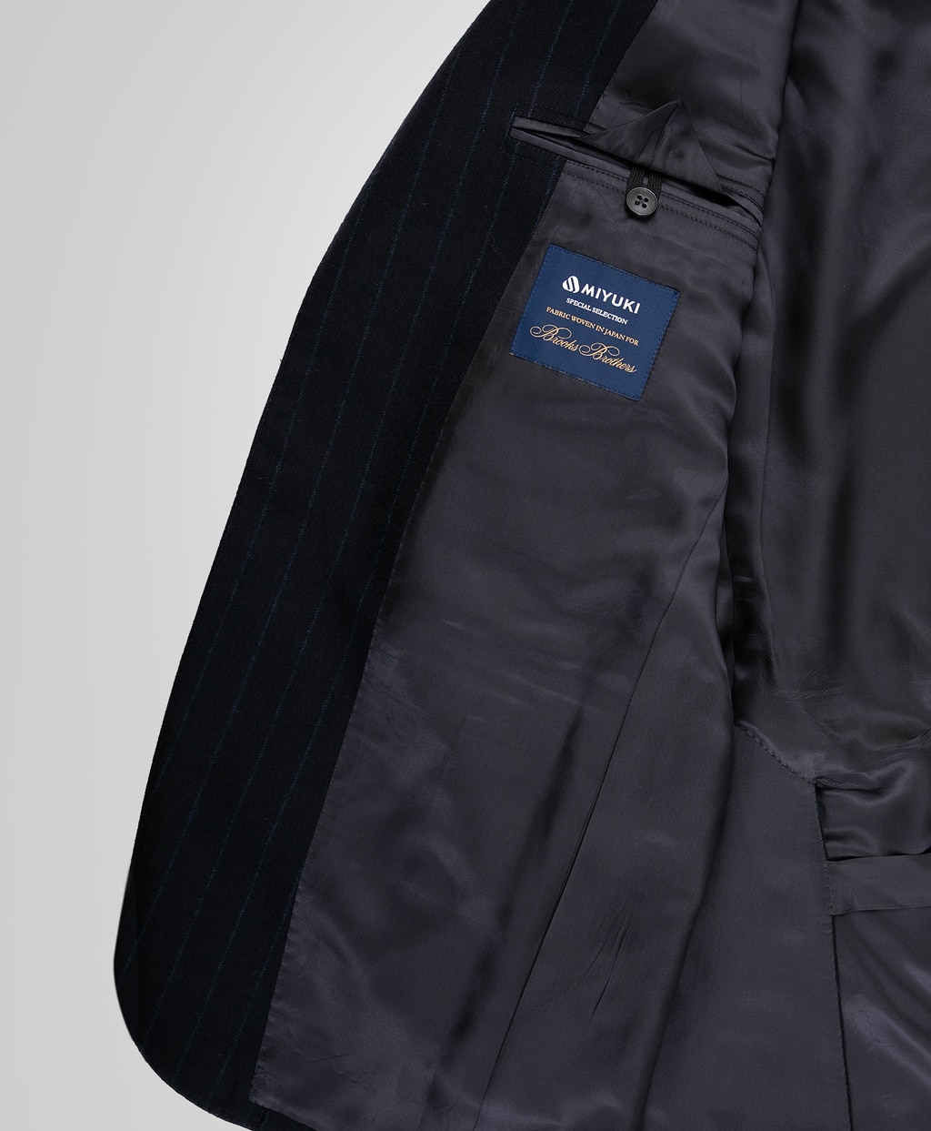 ウールフランネル ストライプ 段返り3釦スーツ TOKYO model | Brooks