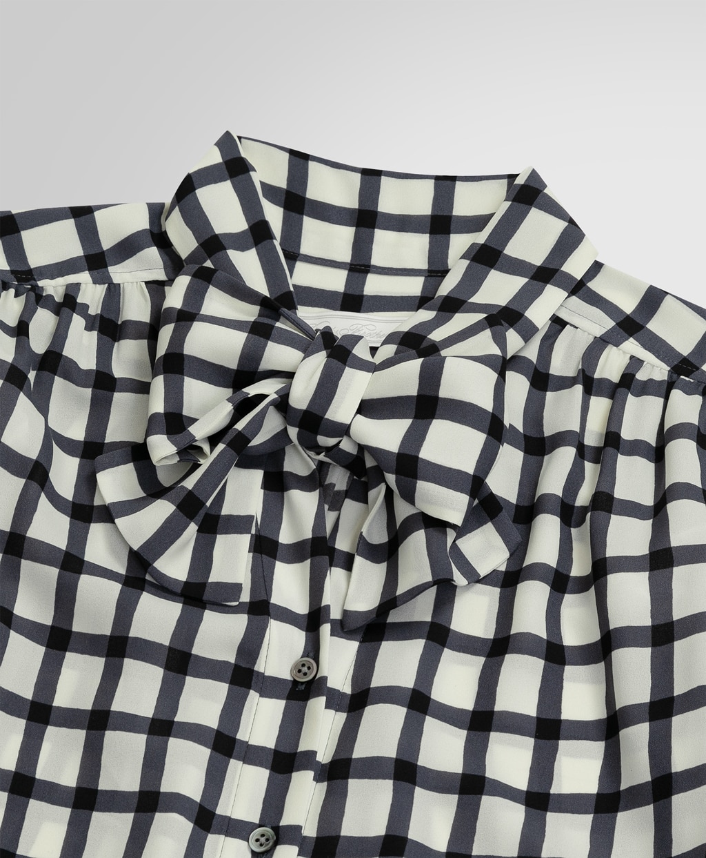 ポリエステル チェックプリント ソフトボウタイブラウス | Brooks