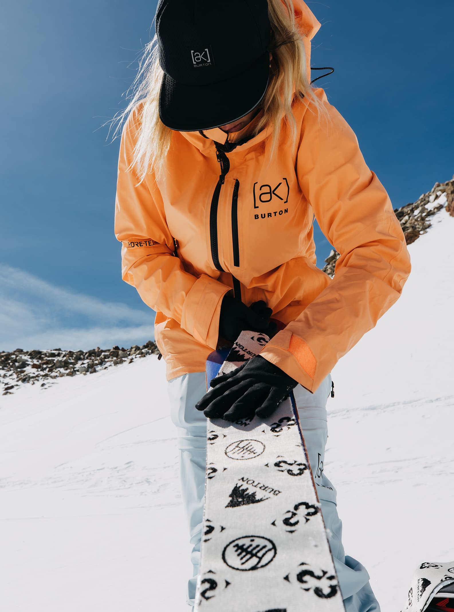 Women's [ak] Upshift GORE-TEX 2L Jacket | Burton.com Winter 2023 US