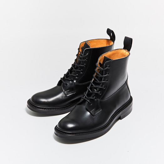 Tricker's(トリッカーズ) | その他のカントリーシリーズ一覧 – GMT inc