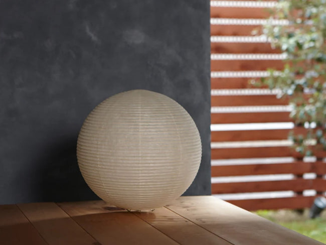 PaperMoonLamp5_2-min_650x.jpg?