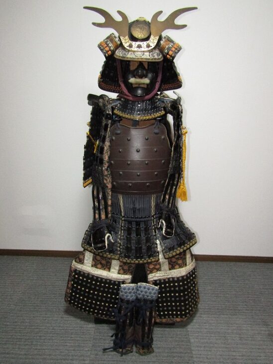 甲冑師 薩摩国住光忍作 当世具足 現代甲冑 ｜骨董品買取・和楽器買取