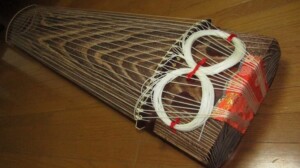 二弦琴 (八雲琴) | 骨董品買取・和楽器買取 五宝堂
