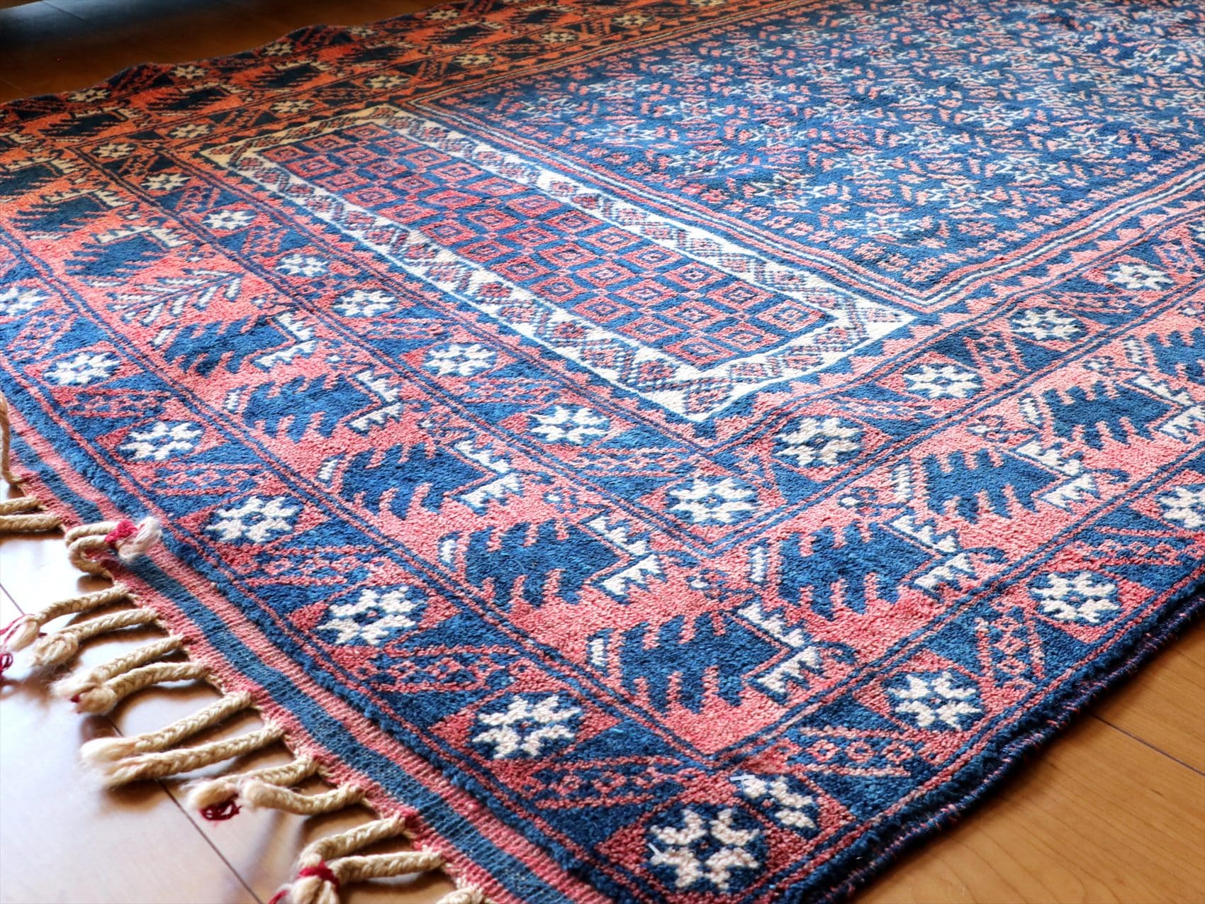 ギャッベ（ギャベ）専門店 インプレッションオブギャッベ / トルコ