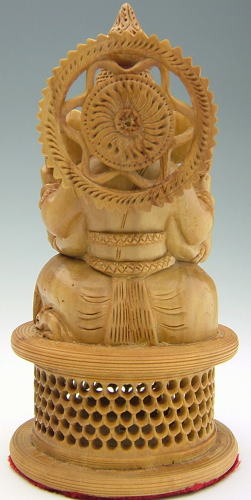 ガネーシャ神像（白檀の木彫り）