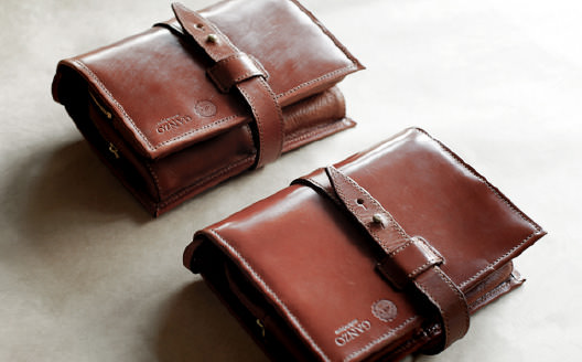 ブライドルレザー | 最高級のメンズ革製品・革財布 GANZO公式WEBサイト