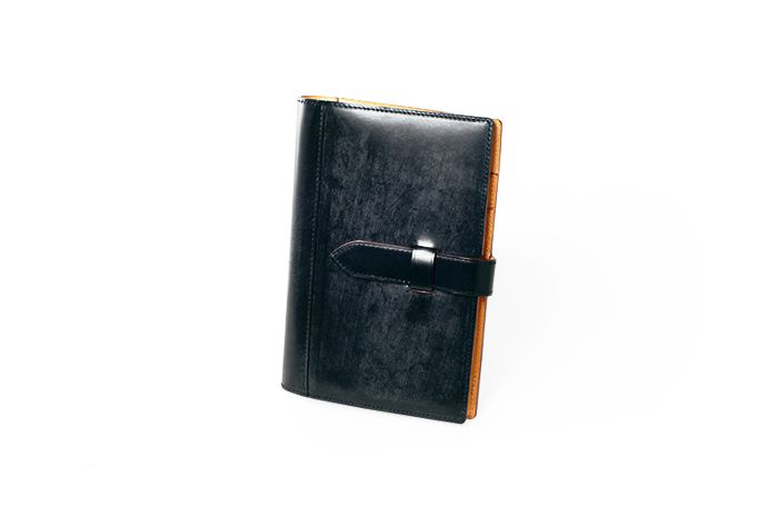 ステーショナリー・手帳｜最高級のメンズ革製品・革財布 GANZO公式WEB